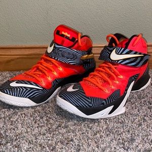 Lebron James Basketball shoes!